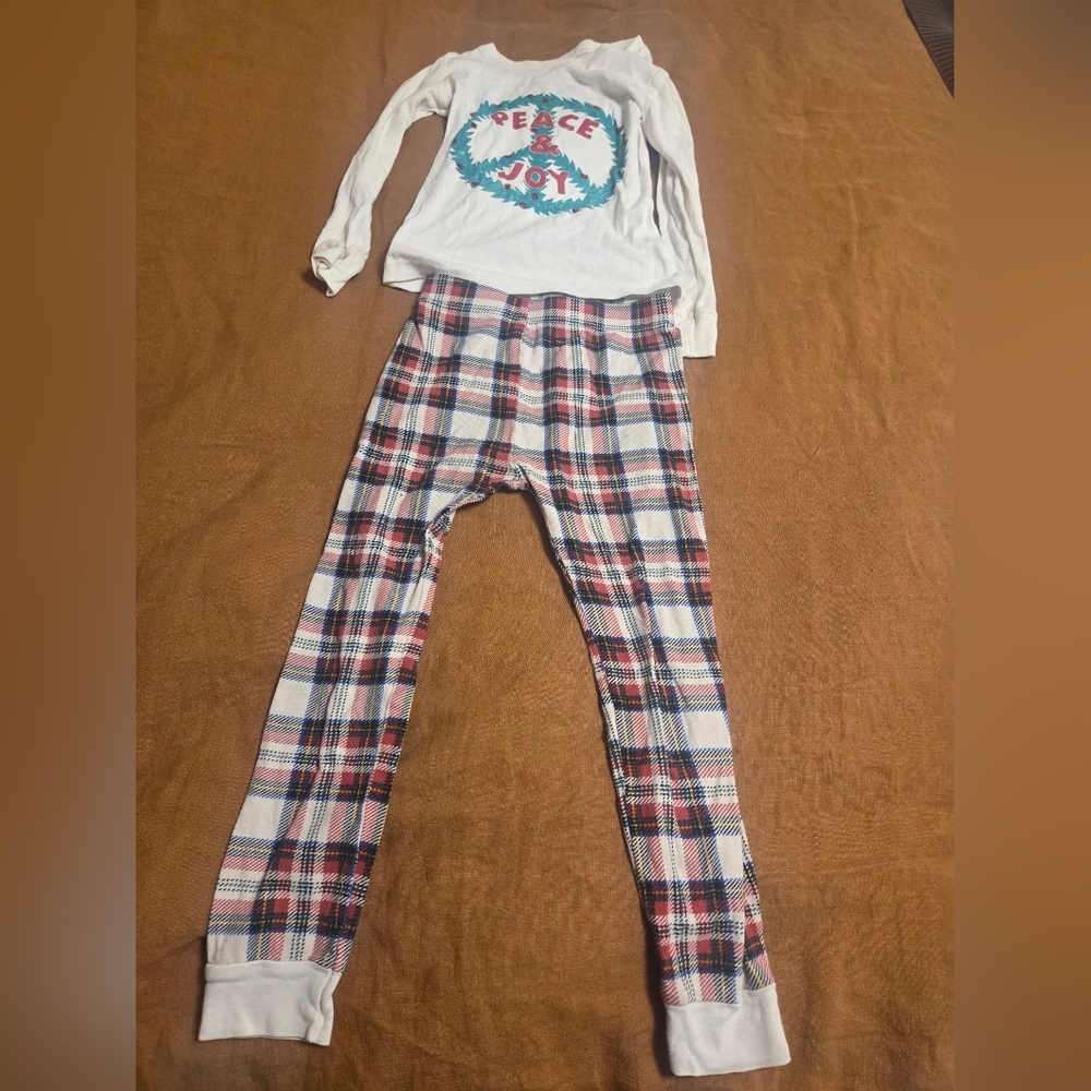 5T Old Navy Christmas Pajamas